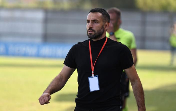 Нухиу повеќе не е тренер на Шкендија