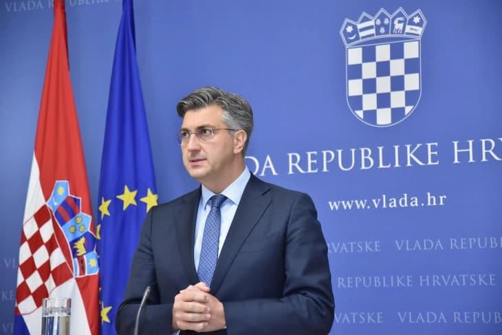 Пленковиќ го смени министерот за економија Давор Филиповиќ