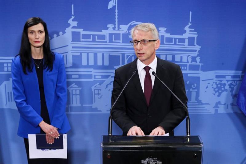 Бугарскиот премиер призна: Можеби нема да влеземе во еврозоната ниту на 1 јануари 2025. 