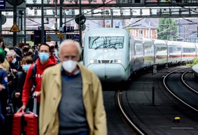 Планот за раст на ЕУ го гледам како олеснувач кој ги отвора портите кон европскиот единствен па