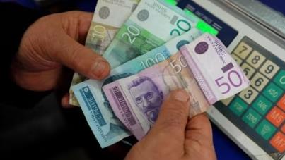 Повторно неизвесност бидејќи Косово и Србија се соочуваат со валутна криза