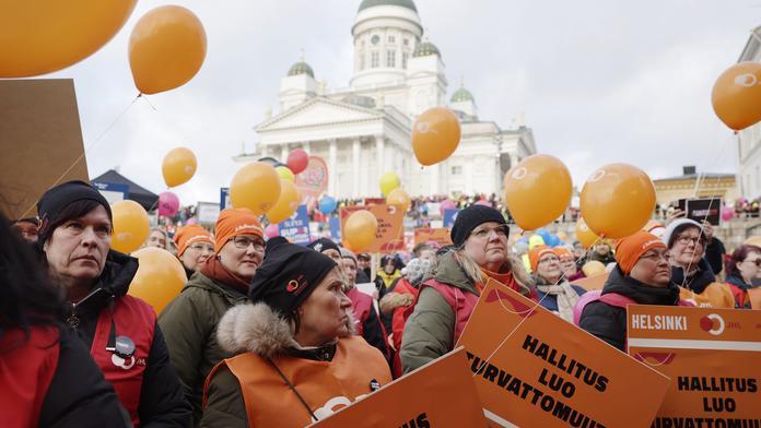 300 000 евро в тенге
