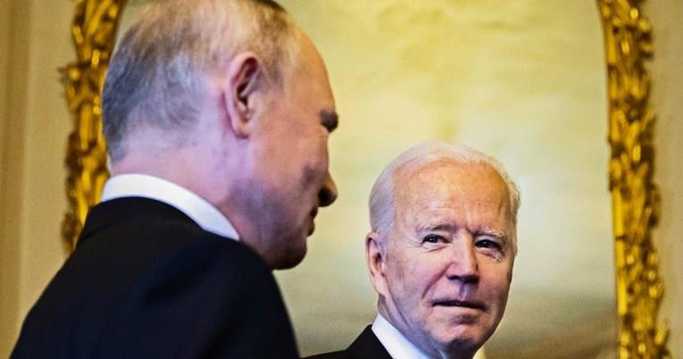 САД ѝ воведуваат 500 нови санкции на Русија: Путин ова скапо ќе го плати 