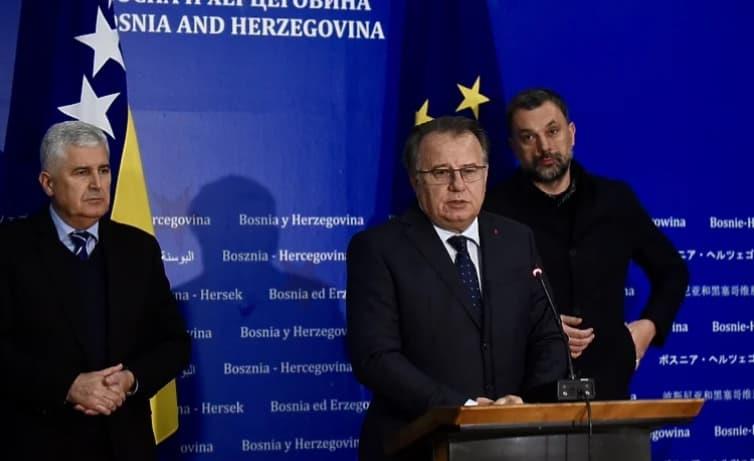 Премиерот на БиХ: Ја отворивме главната врата на ЕУ
