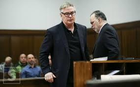 Алек Болдвин побара отфрлање на обвиненијата против него