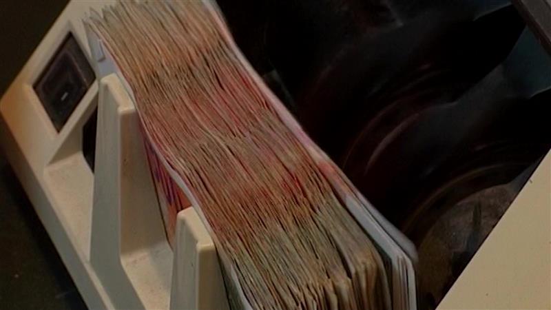 Минималната плата од април повисока за 2.392 денари, ќе изнесува 22.567 денари 