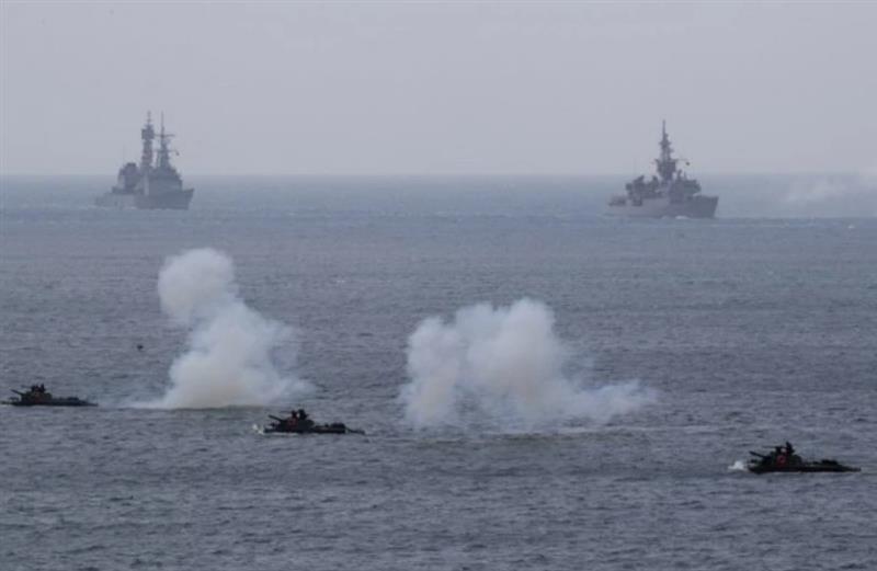 Украина тврди дека нападнала руски воен брод на оддалеченост од 1.800 километри