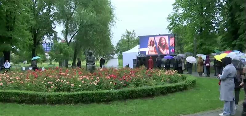 Под мотото „Будење“, во Србија се одбележува годишнината од страшниот масакр 