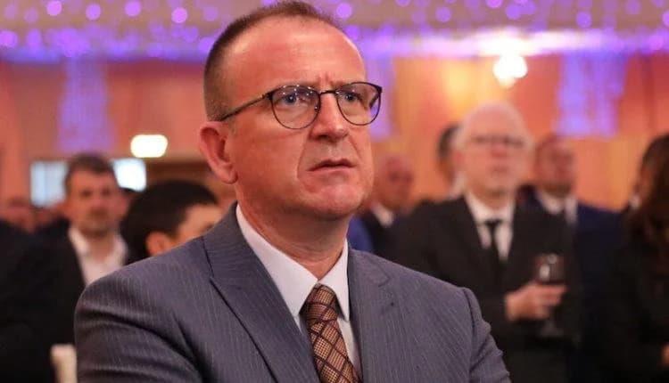Таравари се демантира самиот себе