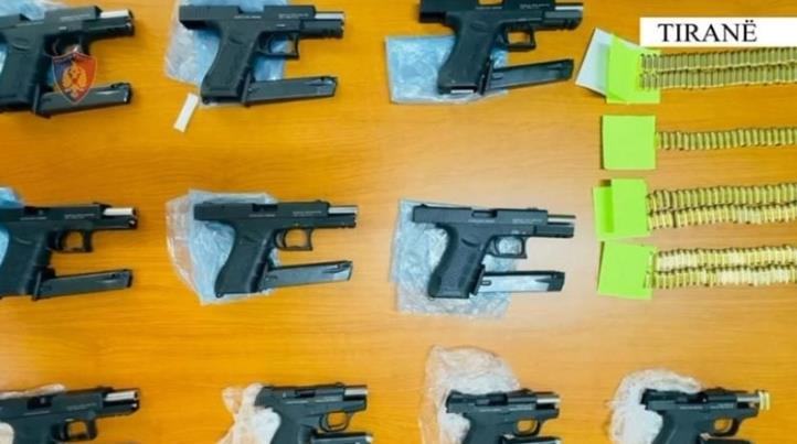 Загрижувачка појавата на шверц на оружје од Косово во Албанија