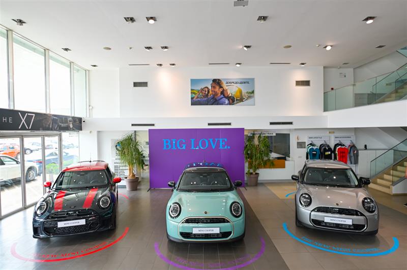 Новите MINI автомобили се уште постилски, дигитални и харизматично едноставни