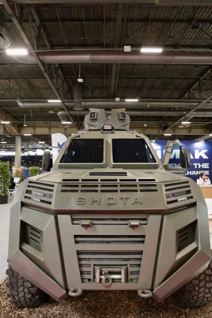 На Eurosatory во Париз, Албанија ја претстави „Шота“, првото албанско оклопно воено возило 