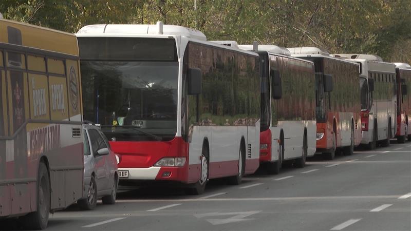 Бројот на превезени патници со автобус намален за 8,5 проценти, во меѓународниот превоз за 53,3 проценти