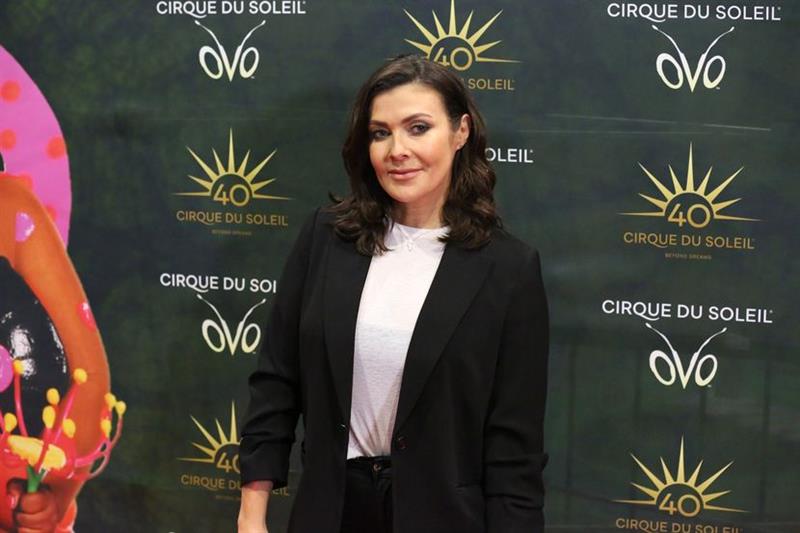 Славна актерка (48) има момче, врсник на нејзиниот син (29): Најдобар маж од сите (ФОТО)