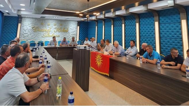 ЦК на МАЕИ усвои декларација за состојбата на Македонците во Албанија