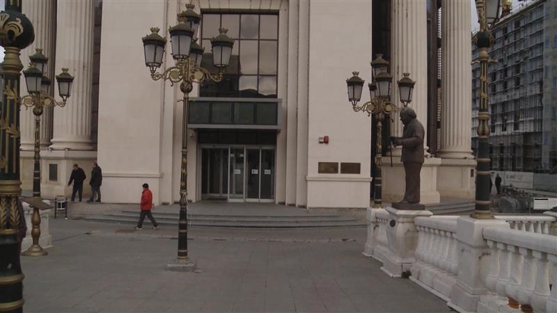 Дебарската директорка Хоџа и натаму во фотелја, обвинителството постапува од февруари