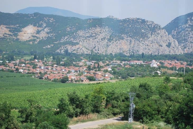 Општина Демир Капија ги повика земјоделците да пријават штети од град