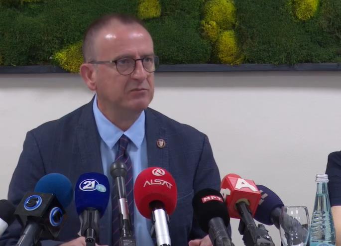 Таравари: Зголемен е бројот на регистрирани случаи на Ковид, да се почитуваат препораките