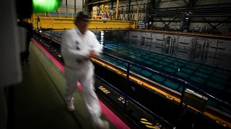 Французите 12 години чекаа нов нуклеарен реактор- се изгаснал по еден ден откако бил вклучен 