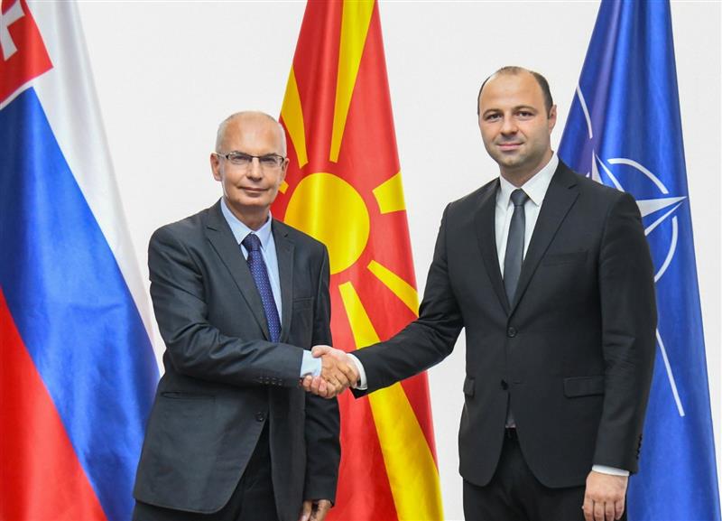 Средба на министерот Владо Мисајловски со амбасадорот на Словачка, Н.Е Хенрик Маркуш
