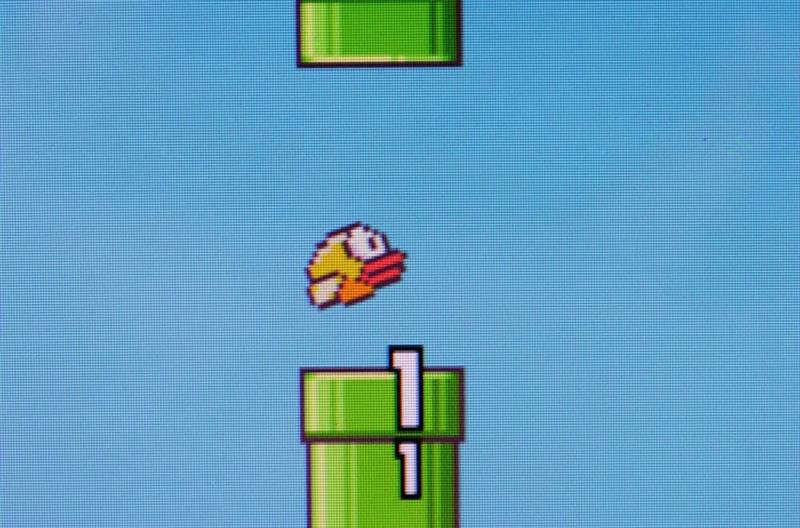 Поради оваа игра си ги кршеа телефоните: „Flappy Bird“ се враќа!
