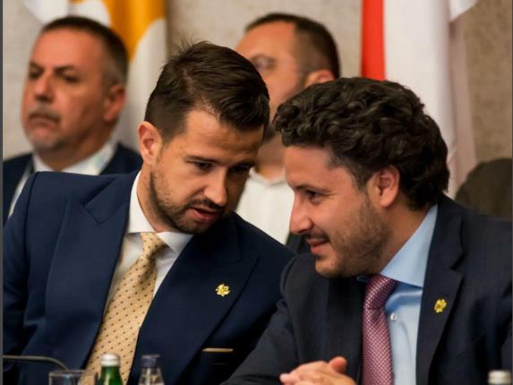 „Дан“: Јаков Милатовиќ основа партија, може да се вика Движење за Црна Гора