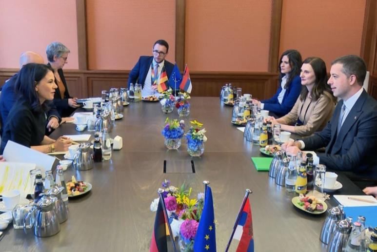 Бербок за Србија: Владеењето на правото, ЦЕФТА и нормализацијата со Приштина клучни 