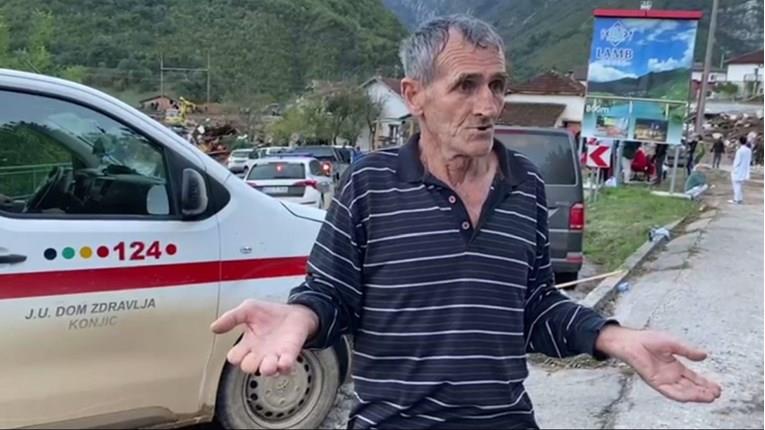 Жител од поплавената Јабланица: Синот одеше зад мене, кога го однесе бран од три метри (ВИДЕО)