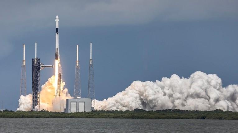 Затворена е истрагата против SpaceX на Илон Маск, Фалкон 9 може повторно да лета 