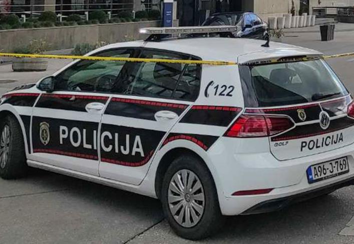 Уапсен средношколец од Сараево поради лажни пријави за бомби во училишта