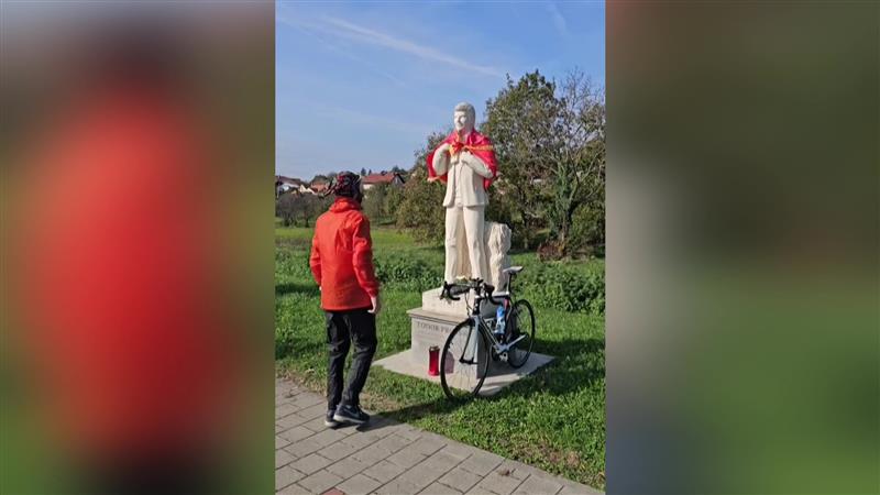 Житошански со велосипед од Крушево до Нова Градишка во чест на Тоше