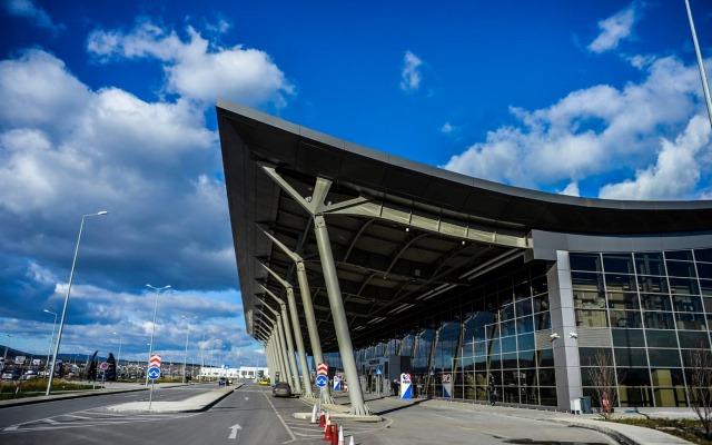 По визната либерализација за Косово, Приштинскиот аеродром со 11,5 отсто повеќе патници од лани