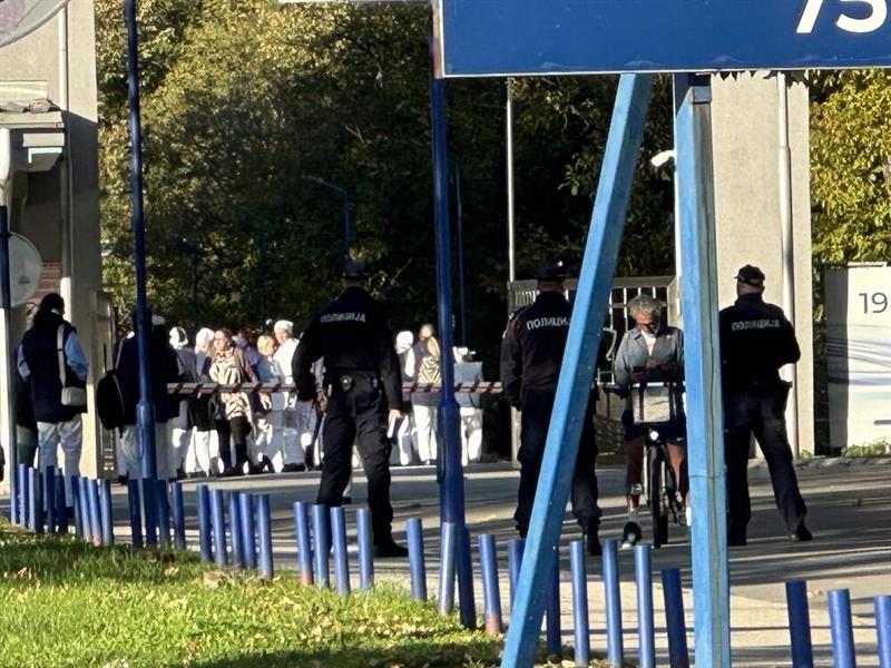 РТС: Експлозија во фабриката Слобода во Чачак, има повредени