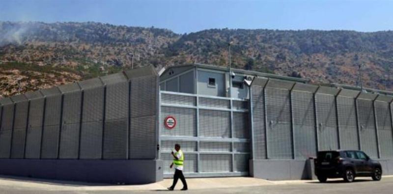 Суд во Рим донел одлука имигранти од кампот во Албанија да се вратат во Италија