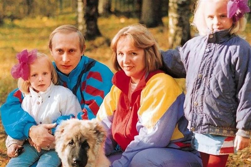 Тајните на семејството Путин – Најважните жени во својот живот ги крие од очите на јавноста