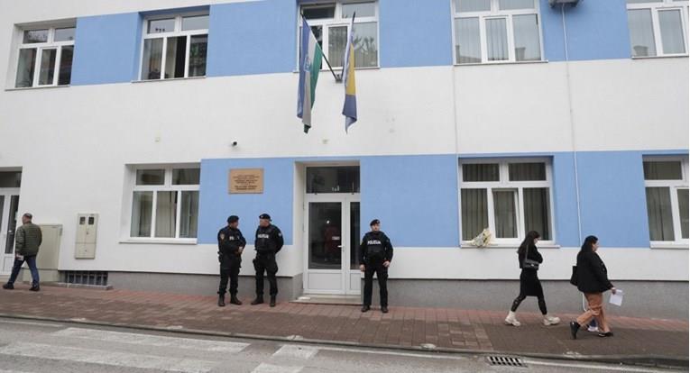 Момчето кое уби полицаец во БиХ бил поврзан со вехабисти, пред нападот објавил порака