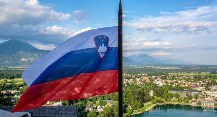 Во Словенија нови одредби за постојан и за продолжување на привремениот престој