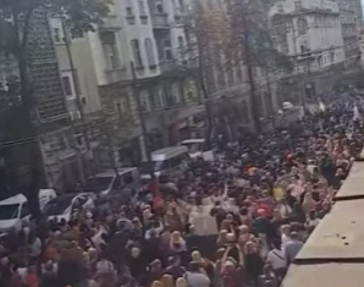 Во Србија протест на вработените во образованието