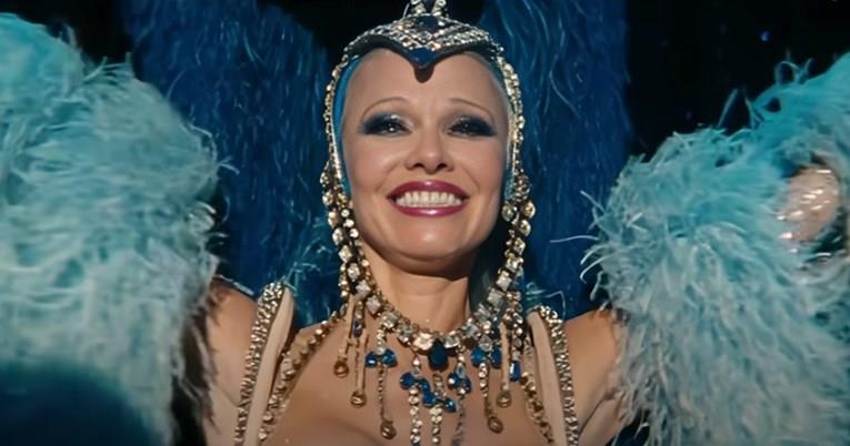 Драмата со Памела Андерсон ги воодушеви критичарите: Ова ѝ е животна улога (ВИДЕО)