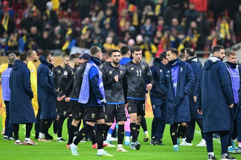 Скандал во Букурешт: Косовските фудбалери го напуштија теренот, поради скандирањето за Србија 