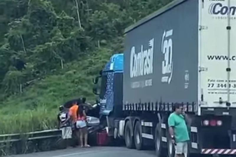 Во страшна сообраќајка во Баија загина 33 – годишен фудбалер (ВИДЕО)