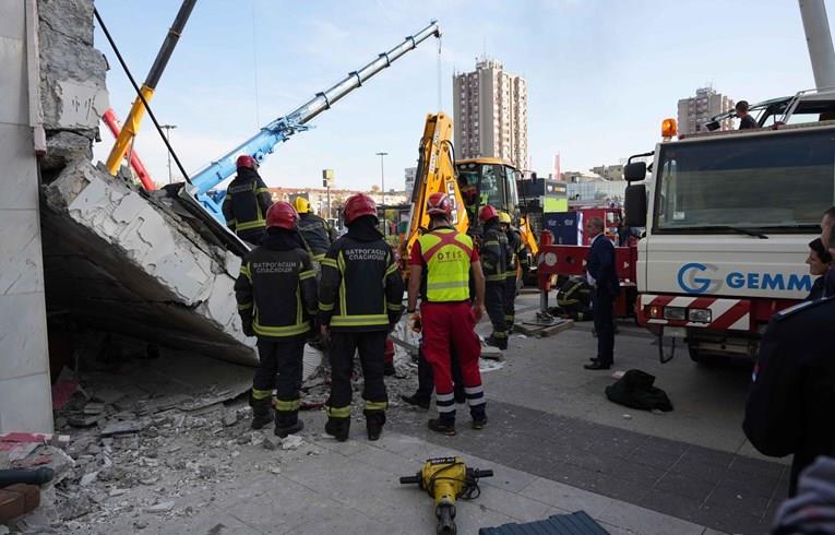 Уапсено е уште едно, 13-то лице поради трагедијата во Нови Сад 