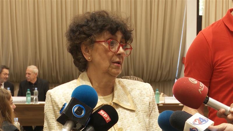 Николовска: Најавата за отуство на седницата на Уставниот суд е неизвршување на функцијата
