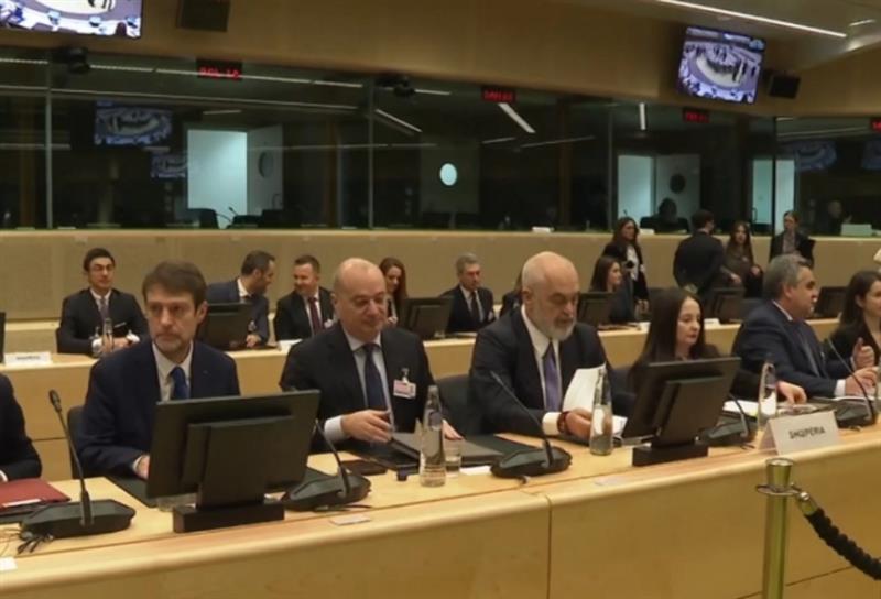Албанија ги отвори преговорите по кластерот „Надворешни односи“ 