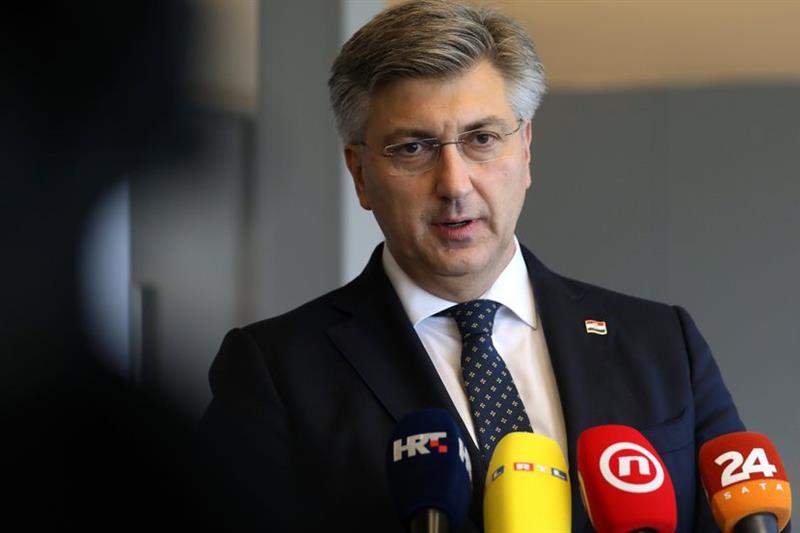Пленковиќ: Го зголемуваме вложувањето во војската, купуваме американски ракетни системи