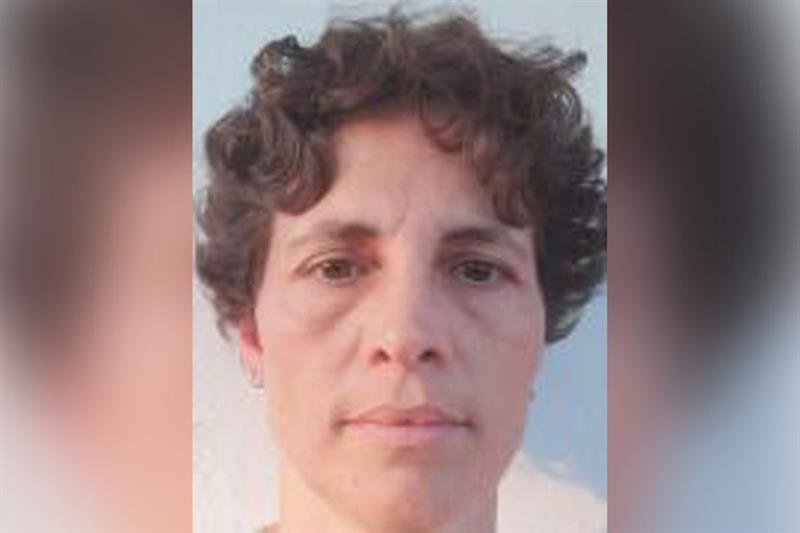 Врз учителка во Рим падна големо дрво и ја уби пред нејзините три деца (ВИДЕО)