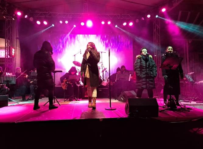 Паланчани уживаа во настапот на Камерен оркестар на Битола, Наде Талевска и Ристо Самарџиев