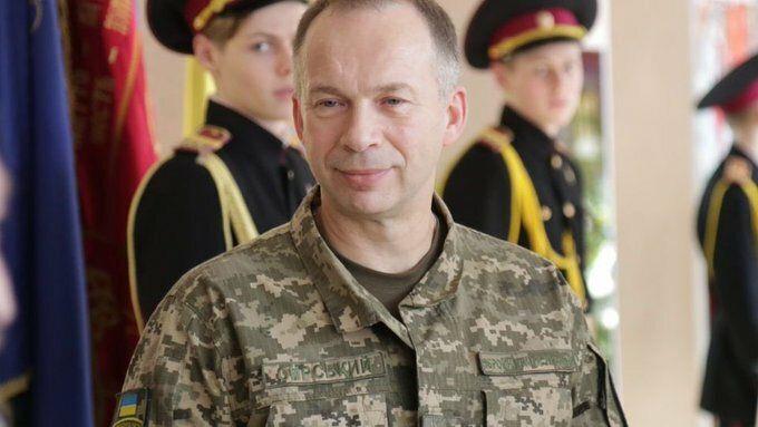 Врховниот командант на украинската армија, Сирски ги посети војниците во руската област Курск