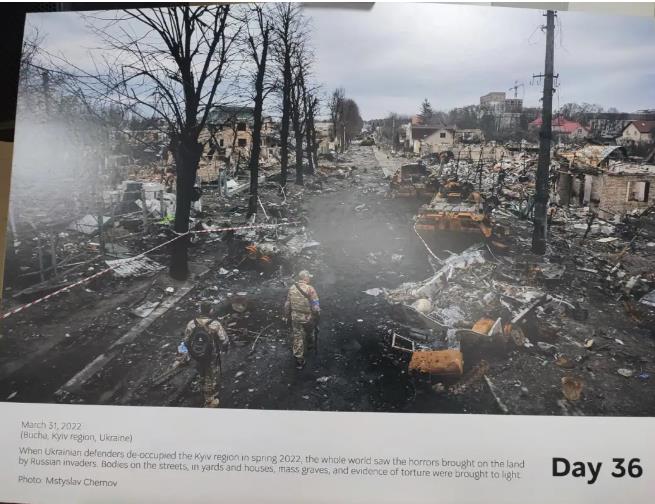 „Илјада дена од војната против Украина", изложба на фотографии во Кавадарци