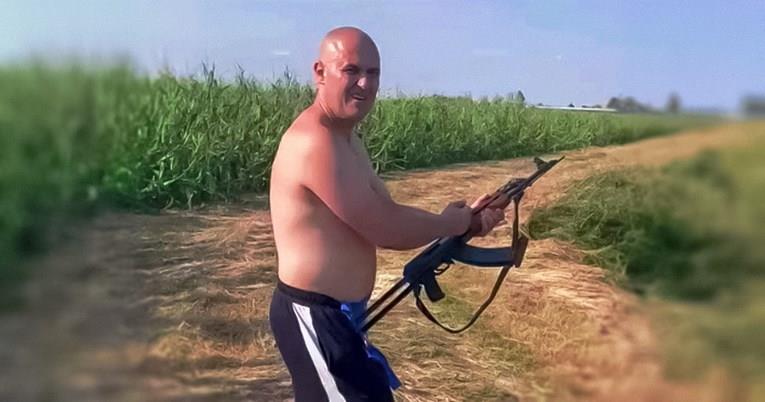 Скандал во Хрватска: Доскорешниот министер држи калашников, претходно пукаше од пиштол (ВИДЕО)